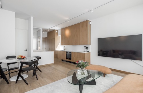 Hietalahti Apartment | Cozy Scandinavian Townhouse with Sauna & Family Amenities