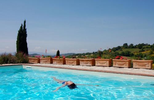 Scansano Villa | Eco-Friendly Scansano Country House with Pool & Pet Amenities