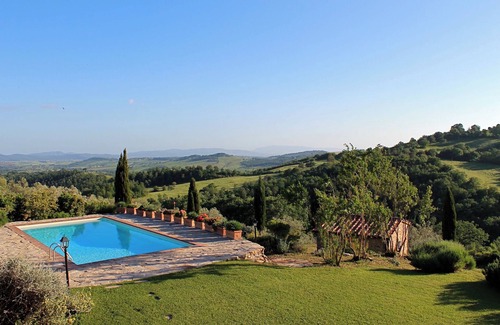 Scansano Villa | Scansano Country House - Rated 10/10 with Oceanfront Bliss