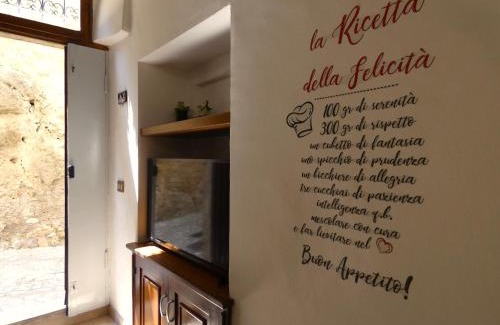 Amelia House | Discover CasaLina: Family-Friendly Retreat with Hot Tub