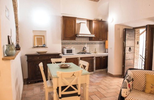 Amelia Apartment | Relaxing Retreat at Scappo IN Umbria, nel Vicolo