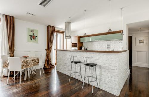 Naples City Centre Apartment | Scaramantico Apartment: 4-Star Family-Friendly Retreat