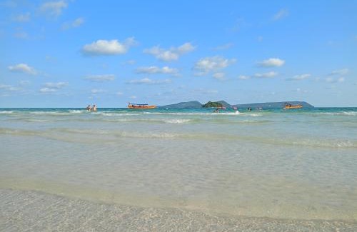 Koh Rong Resort | Oceanfront Escape at Scarlet Sails Villa with Pool & Beach