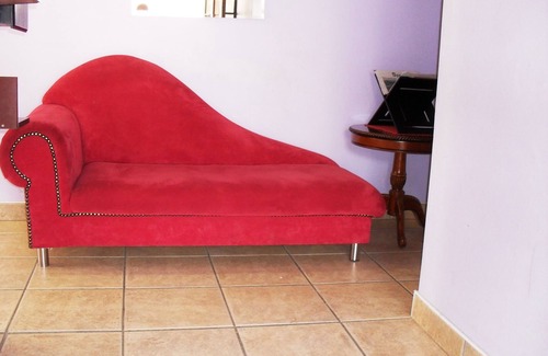 Maseru House | Convenient Scenery Guesthouse Near Stadium with Family Dining
