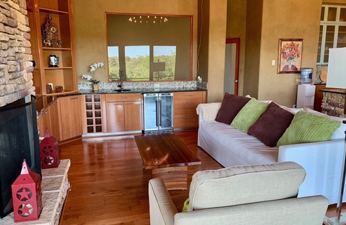 New Braunfels House | Stunning Hill Country Retreat with Spa and Scenic Views