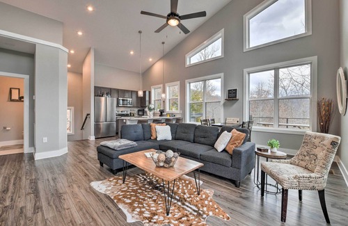 Sylva Cabin | Idyllic Hillside Cabin in Sylva with Hot Tub & Scenic Views