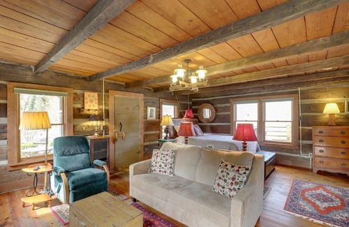 Hot Springs Apartment | Scenic Hot Springs Retreat Near Appalachian Trail!
