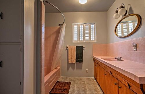 Kernville House | Cozy Kernville Retreat - Steps to Downtown and River Fun!