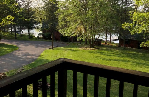 Birchwood Cabin | Distinctive Rooms Await in Scenic Pine Cabin Getaway