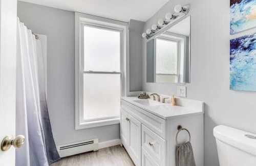 Costigan Apartment | Riverside Retreat - 4 BD with Parking & Family-Friendly Amenities