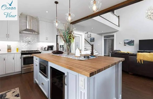 Conception Bay South House | Seal Cove Nature Family Retreat with Hot Tub & ATV Trails