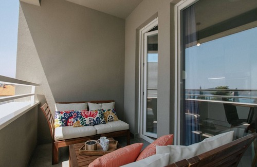 Seget Donji Apartment | Scenic Sea View Apartment Trogir - Two Bedroom Apartment with Balcony and Sea View