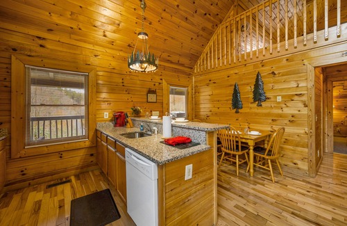 Sevierville Cabin | Unforgettable Smokies Cabin Getaway with Pool & Kitchen