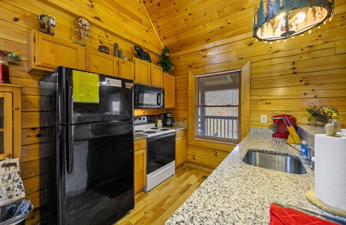 Sevierville Cabin | Unforgettable Smokies Cabin Getaway with Pool & Kitchen