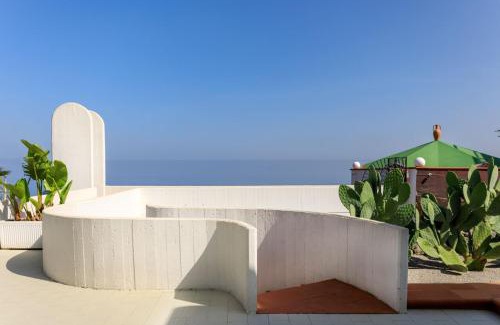 Carini Villa | Experience Relaxation at Scent Amphora with Pool & Kitchen