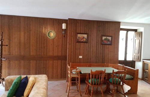 Pescasseroli House | Discover Tranquility in the Heart of Abruzzo National Park