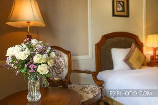 Old Quarter Hotel | Oceanfront Bliss at Scent Premium Hotel - 4-Star Retreat