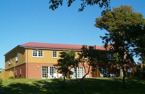 Westerhever Apartment | Family-Friendly Schäferhof Dircks Fewo 3: A Cozy Retreat