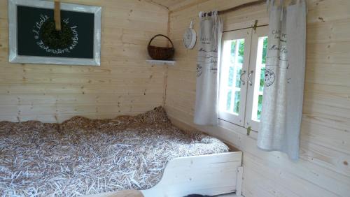 Unterbernhards Apartment | Cozy Schäferwagen "Hirtenstern" - Family-Friendly Retreat