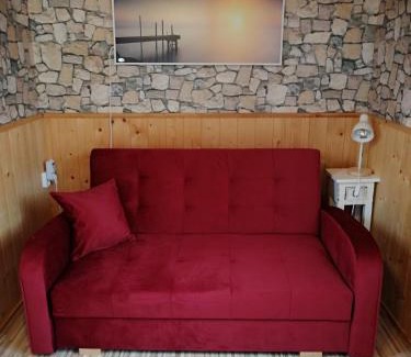 Ratingen Other | Child-Friendly Schäferwagen Rotkelchen: Great Value Stay
