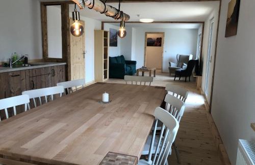 Reinhardtsdorf-Schoena Apartment | Experience Comfort at Schöna Urlaub - Pet-Friendly Retreat