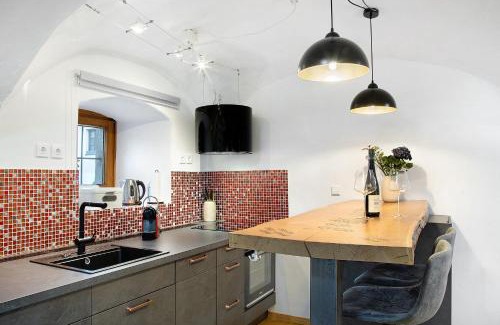 Passau Apartment | Welcoming Schönauer Hof - Wohnung Paula with Family-Friendly Amenities