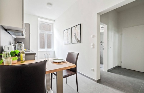 Funfhaus Apartment | Schönbrunn City Apartment is calling