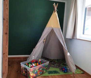 Riezlern Apartment | Stunning Schöne Aussicht: Family-Friendly with Top Ratings