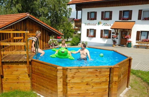 Barnzell Apartment | Cozy Ferienwohnung Near Zwiesel with Spa & Breakfast