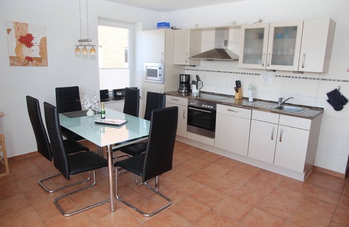 Norddeich Apartment | Beautiful Apartment with Lift Access - Rated 10/10 by Guests
