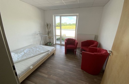 Bayreuth House | Beautiful Vacation Apartment with Lake View and Family Comfort