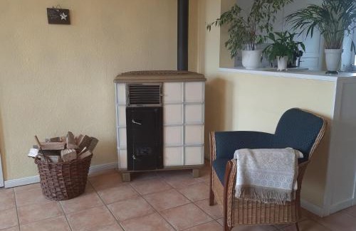 Stoltebuell Apartment | Cozy Apartment in Historic Inn, Child-Friendly Stay