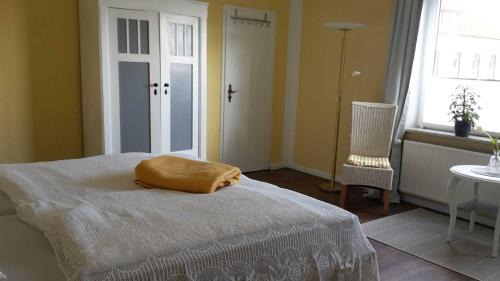 Stoltebuell Apartment | Cozy Apartment in Historic Inn, Child-Friendly Stay