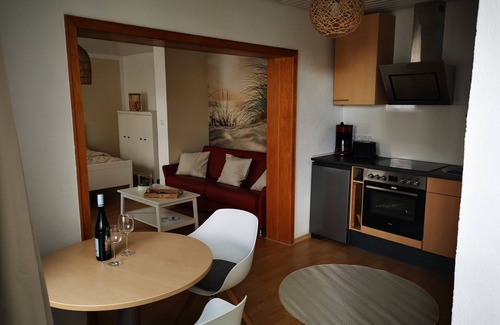 Lorch Apartment | Idyllic Country Retreat with Scenic Trails and Family Comfort
