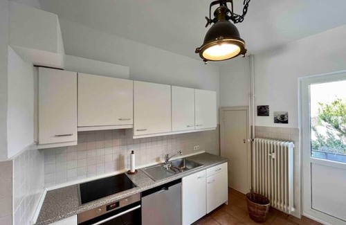 Neumuenster Apartment | Cozy Apartment in Neumünster City Center with Breakfast