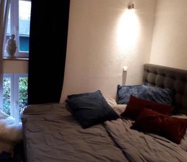 Region Hannover District Apartment | Charming Garden Apartment in Mariensee for Families