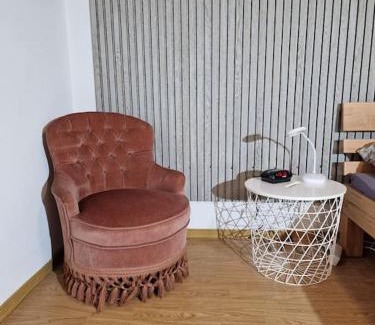 Buettelborn Apartment | Spacious Family-Friendly Getaway in Großzügige Ferienwohnung