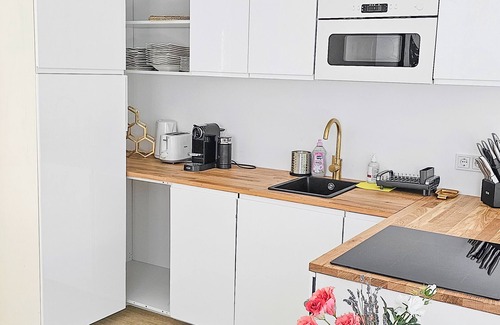 Obersendling Apartment | Modern 65m² City Apartment with Free WiFi & Pet-Friendly