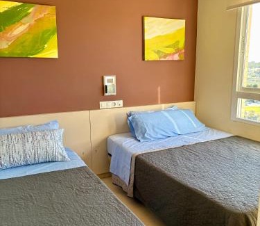 Guardamar del Segura Apartment | Scenic Apartment with Ocean View and Pool Access