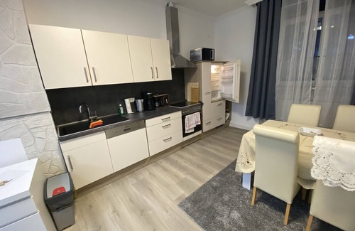 Selb Apartment | Cozy Apartment Near City Center with Pool & Family Amenities