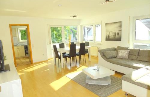 Rudersberg Apartment | Ideal Central Apartment for 6 with Free Wi-Fi & Kitchen