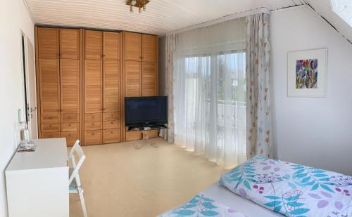 Offenburg House | Inviting Rooms in the Heart of Vibrant City Life