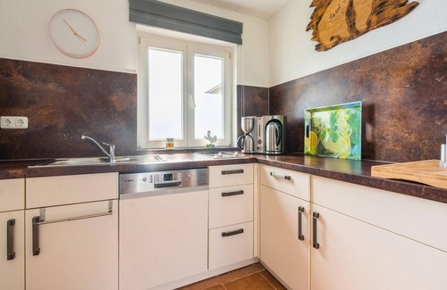 Insel Poel House | Cozy Bungalow in Poel with Ocean View and Pet-Friendly Perks