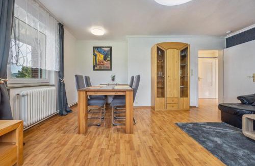 Salzhemmendorf Apartment | Stunning Views at Schöner Iht Blick: Family-Friendly Escape