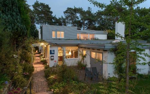 Wehrda Apartment | Experience Tranquility at Schöner Wohnen im Grünen