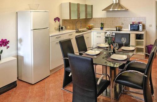 Sommersdorf House | Family-Friendly Apartments by Kummerower See, Sommersdorf