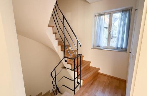 Frickenhausen a. Main Apartment | Schönes kleines Haus mit Mainblick