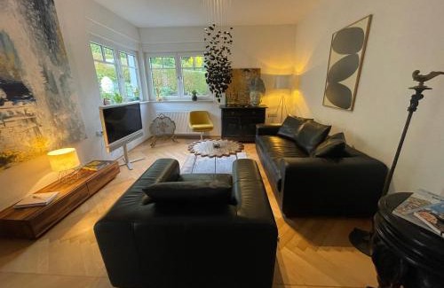 Zellerau Apartment | Prime Location by the Ocean in Würzburg - Rated 9.5/10