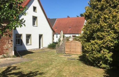 Muritz House | Pet-Friendly Schäferhäuschen with Ocean View & Family Amenities