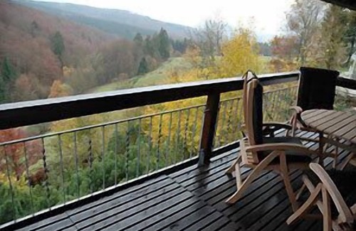 Schanze House | Tranquil Schanze Retreat with Excellent Ocean Views